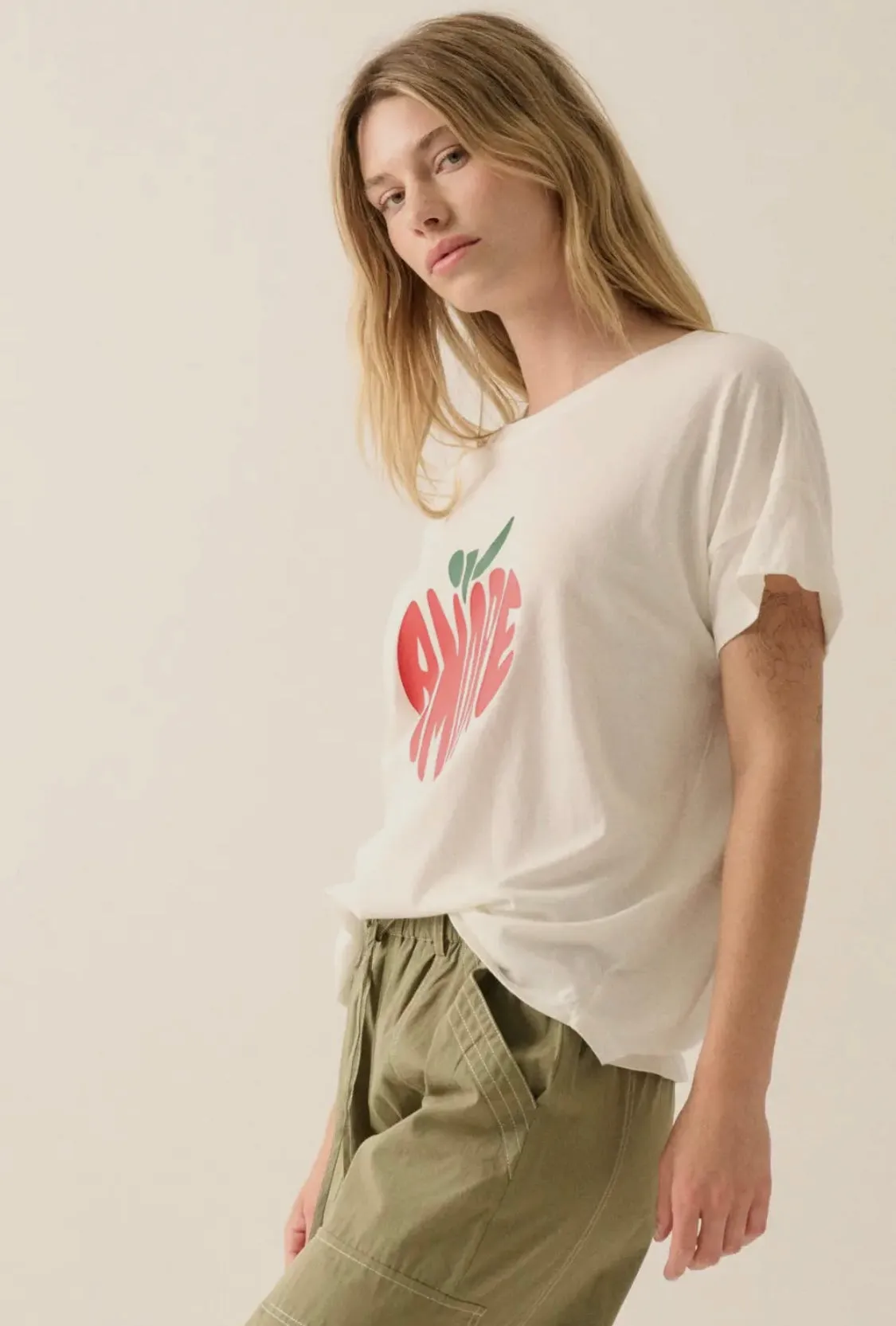 Amore Graphic Tee