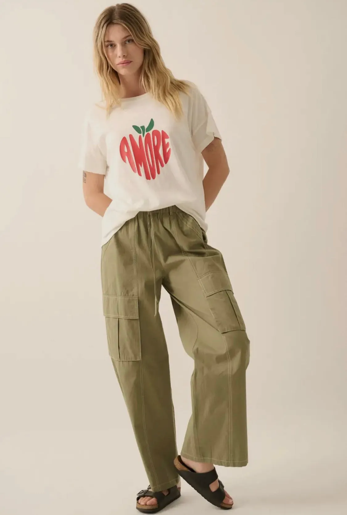 Amore Graphic Tee