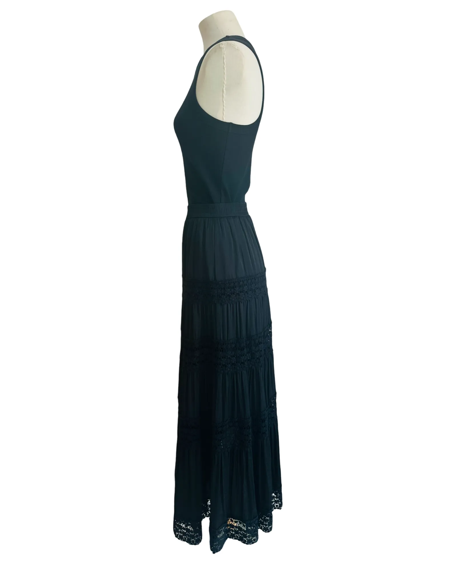 ANTHENA SKIRT black