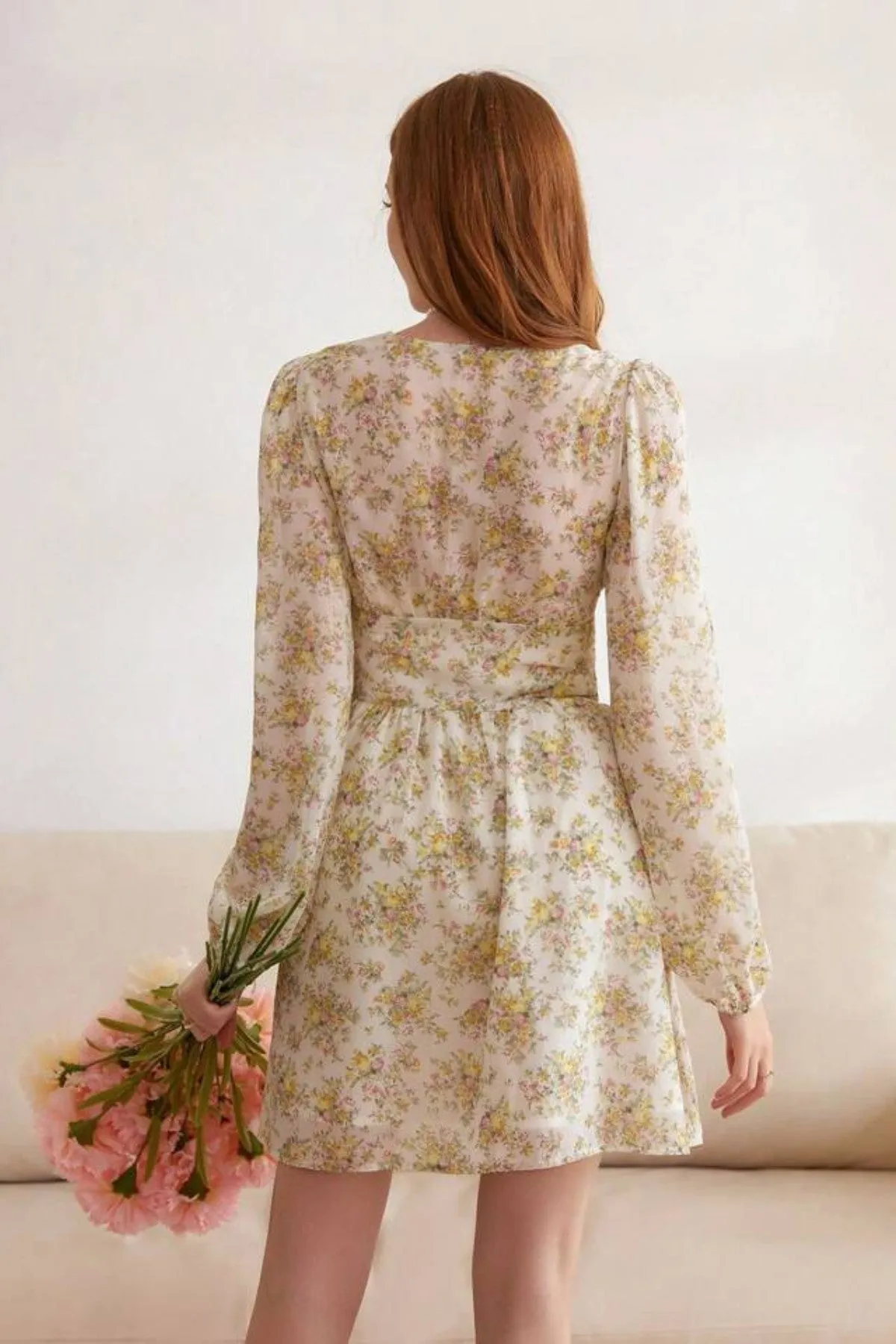 ASHLEY Buttoned Long-Sleeve Floral Mini Dress