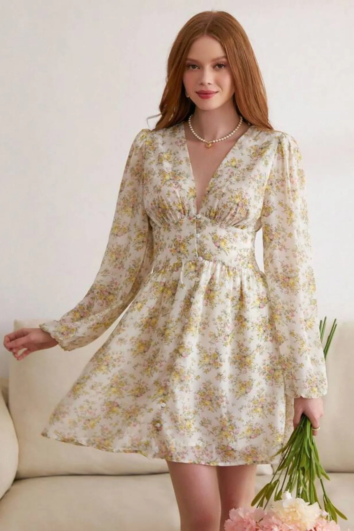 ASHLEY Buttoned Long-Sleeve Floral Mini Dress
