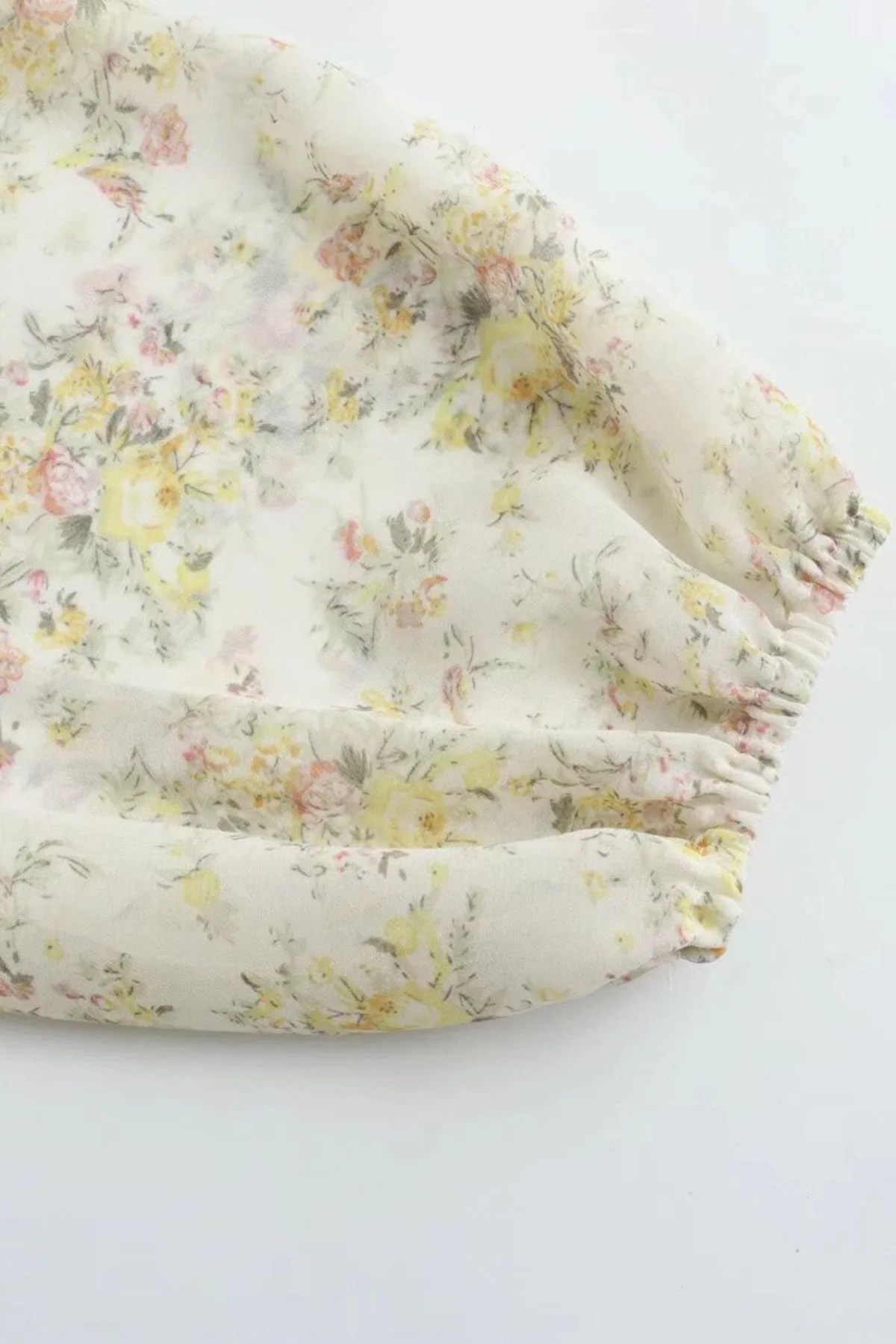 ASHLEY Buttoned Long-Sleeve Floral Mini Dress