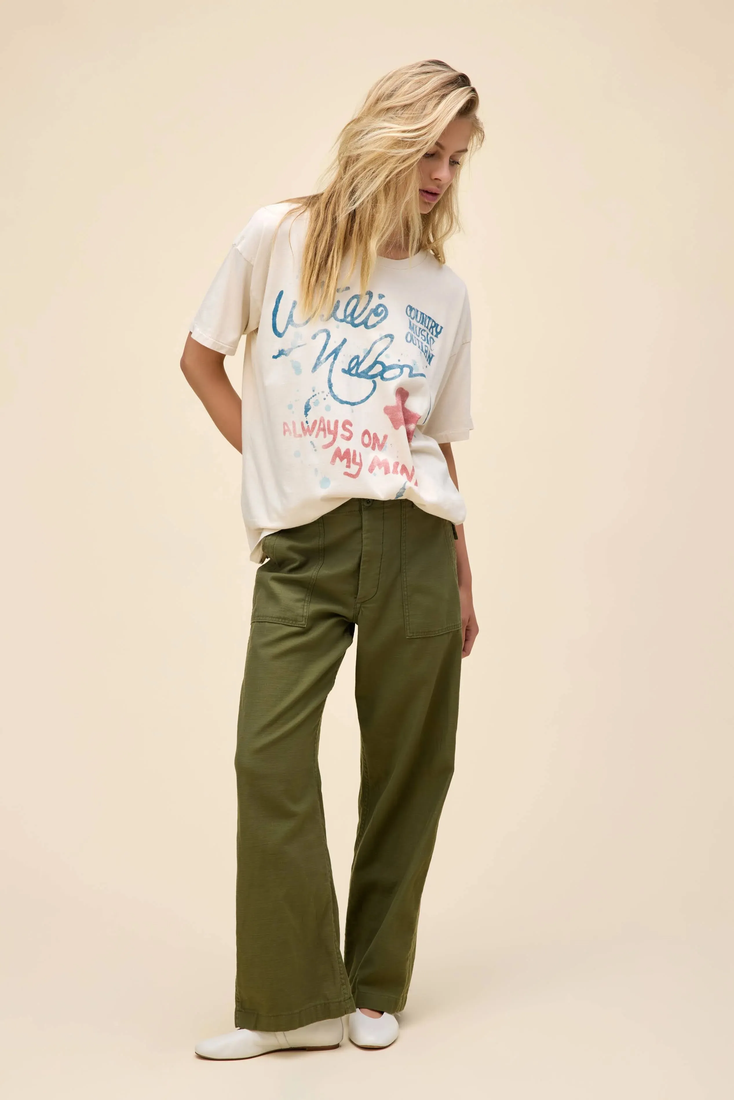 DAYDREAMER - WILLIE NELSON ALWAYS ON MY MIND MERCH TEE