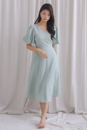 Evanne Twist Bow Back Midi Dress In Seafoam