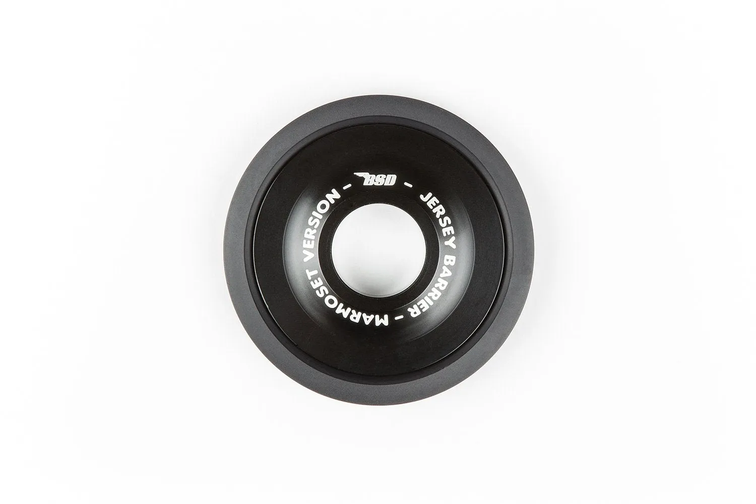 JERSEY BARRIER FRONT HUBGUARD