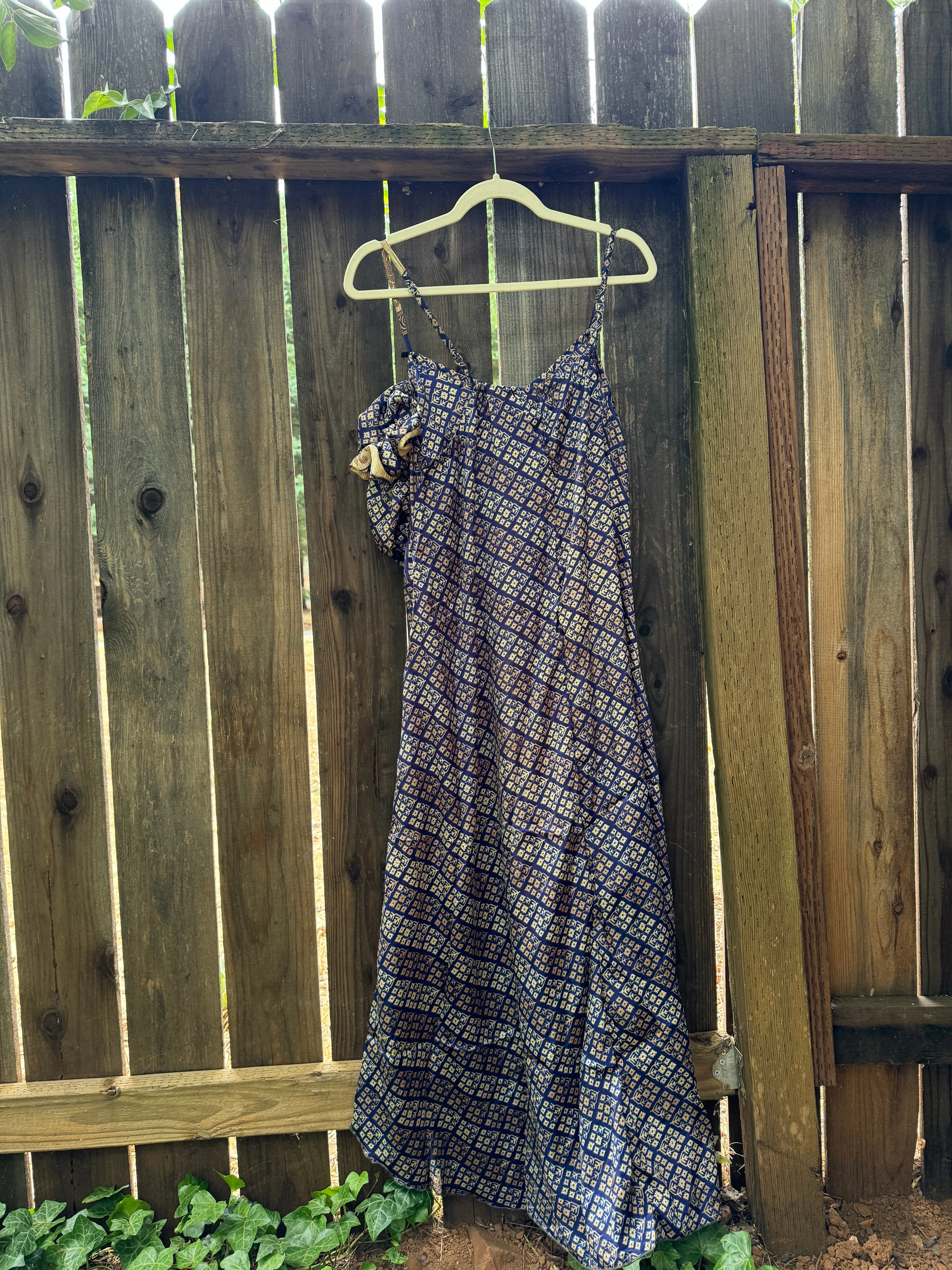 Oracle Dress - XL - Night Dreaming