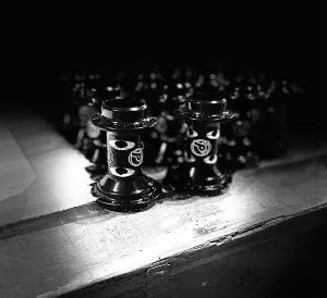 PROFILE MINI "CATS EYE" BLACK LIMITED EDITION HUBSET - RHD