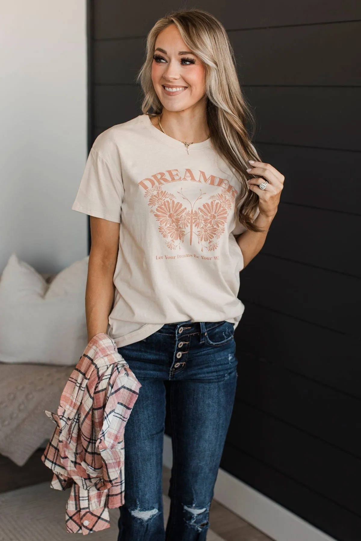 "Dreamer" Graphic Tee- Sand