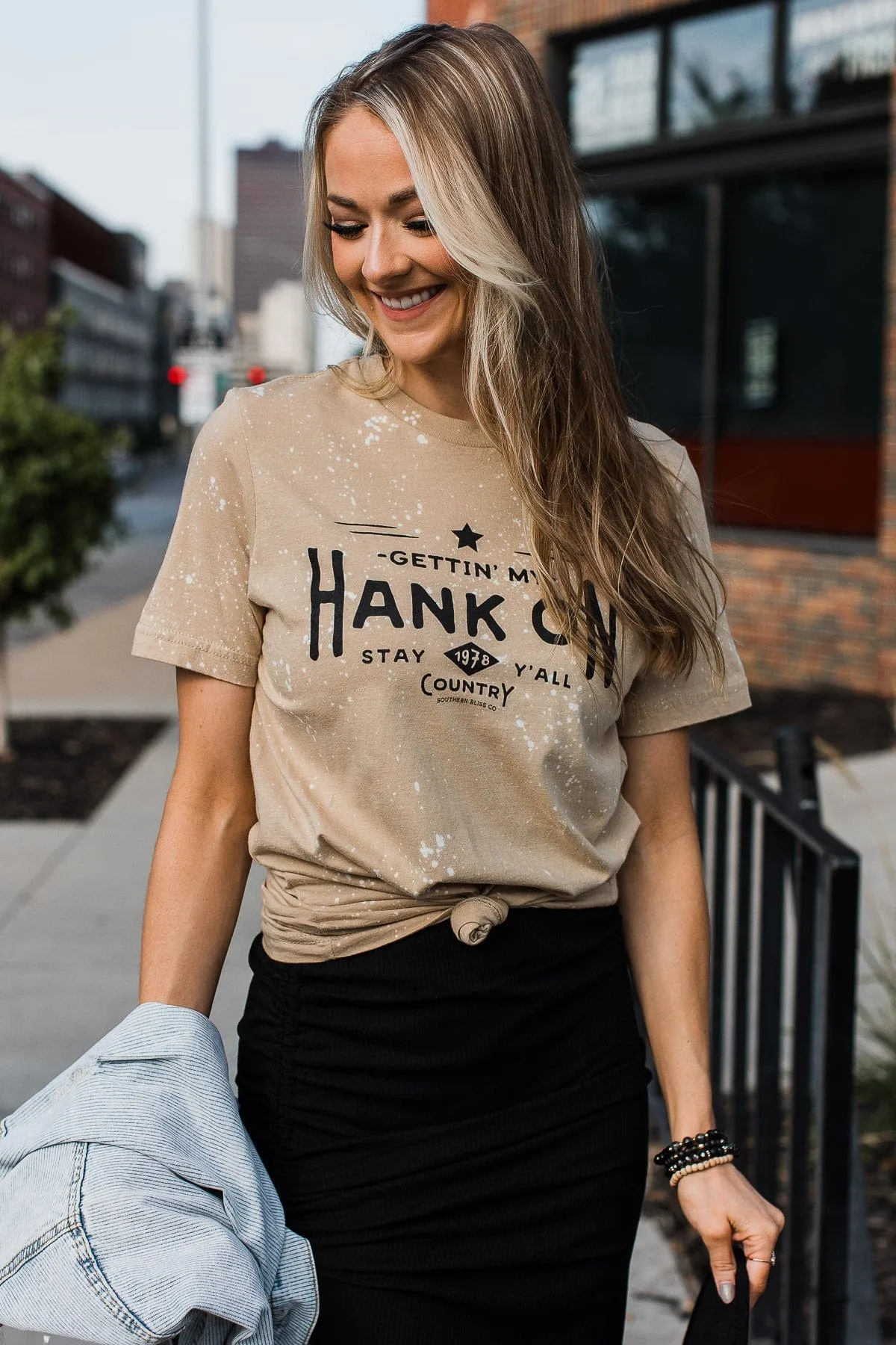 "Gettin My Hank On" Graphic Tee- Sand