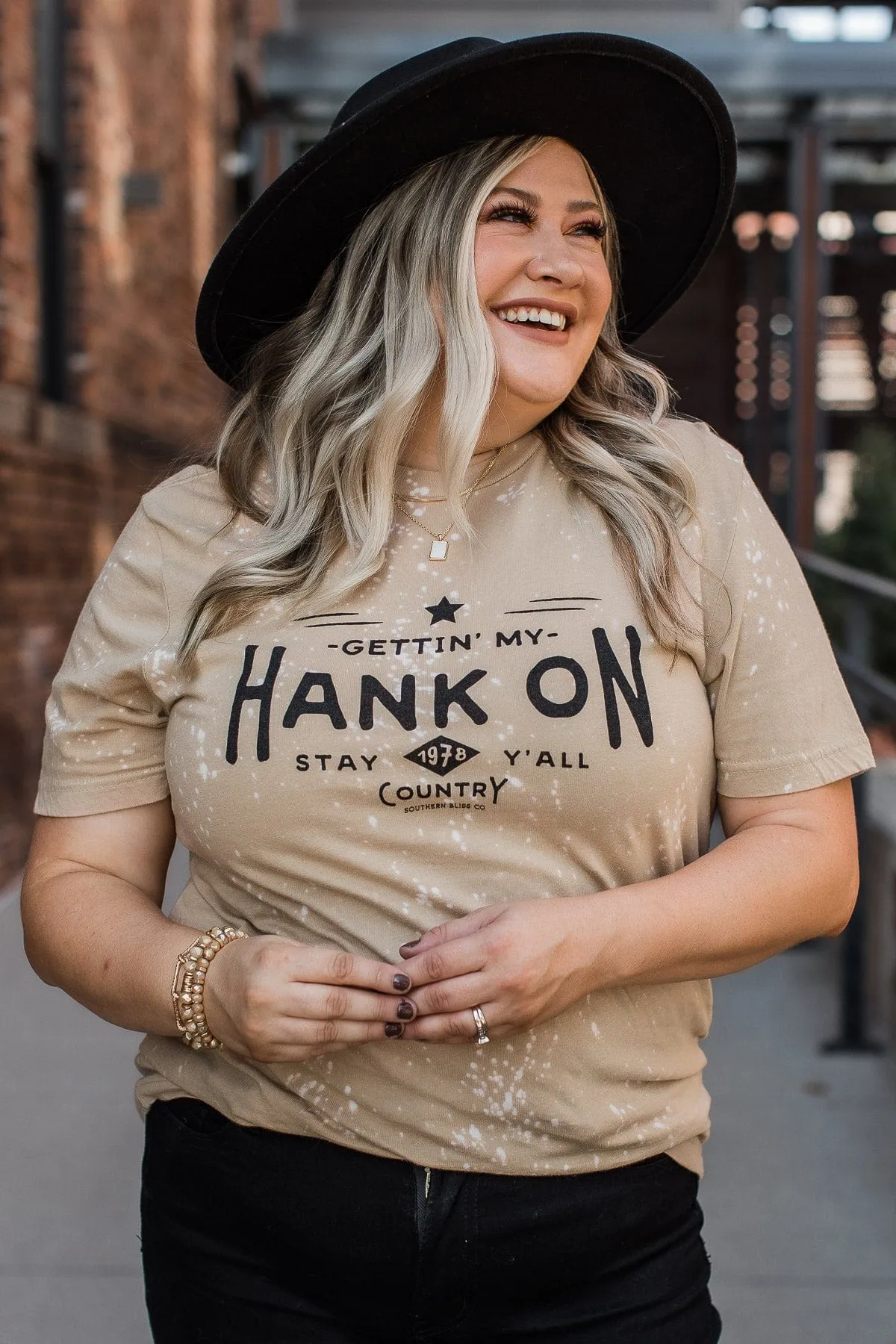 "Gettin My Hank On" Graphic Tee- Sand