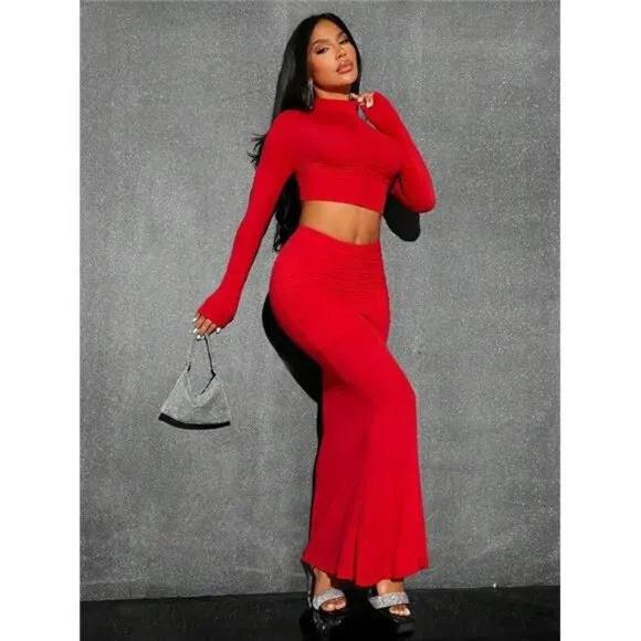 Red Christmas Skin &amp; High-elastic Partially Pleated Midi Skirt Set For Women