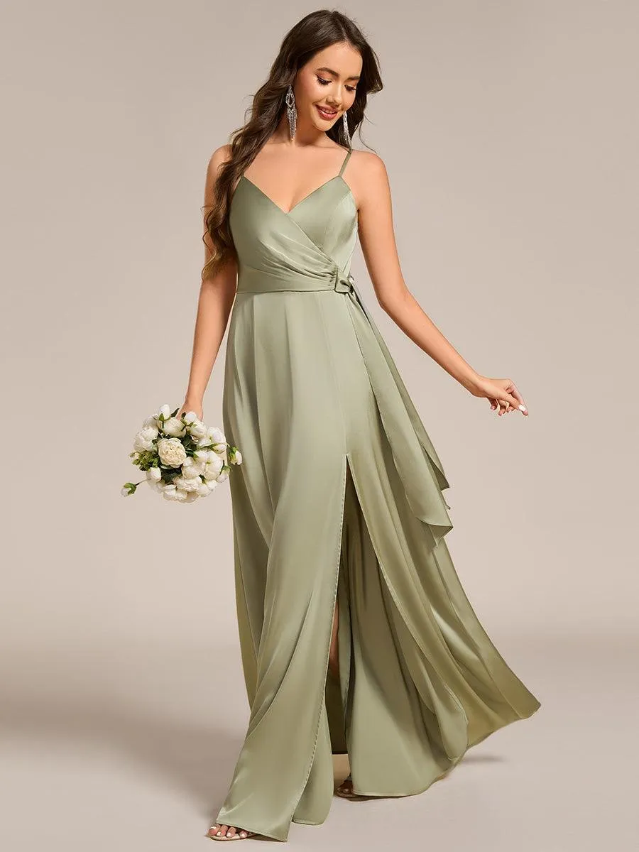 Robe de demoiselle d'honneur fendue en satin à bretelles
