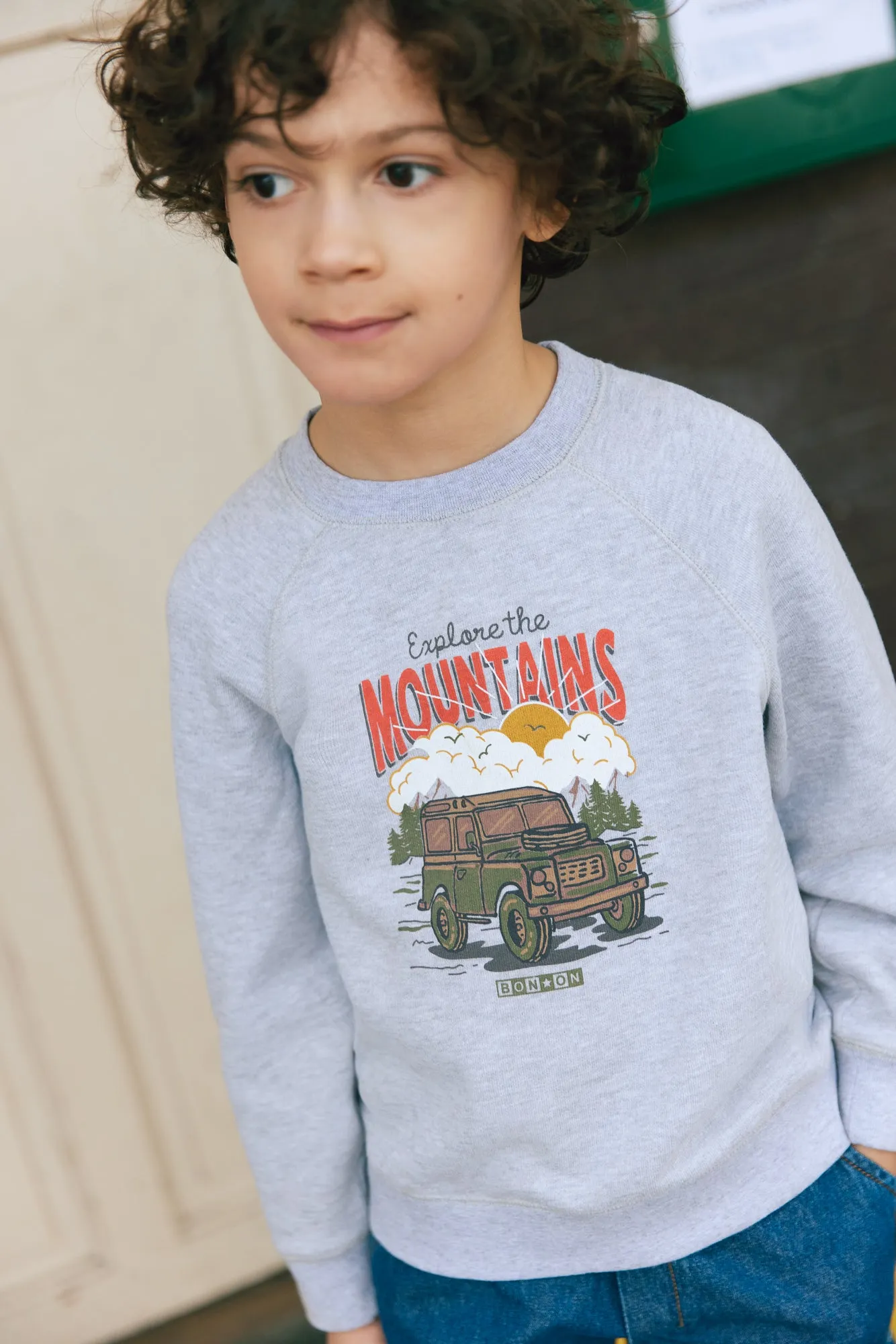 Sandy Explore Sweatshirt