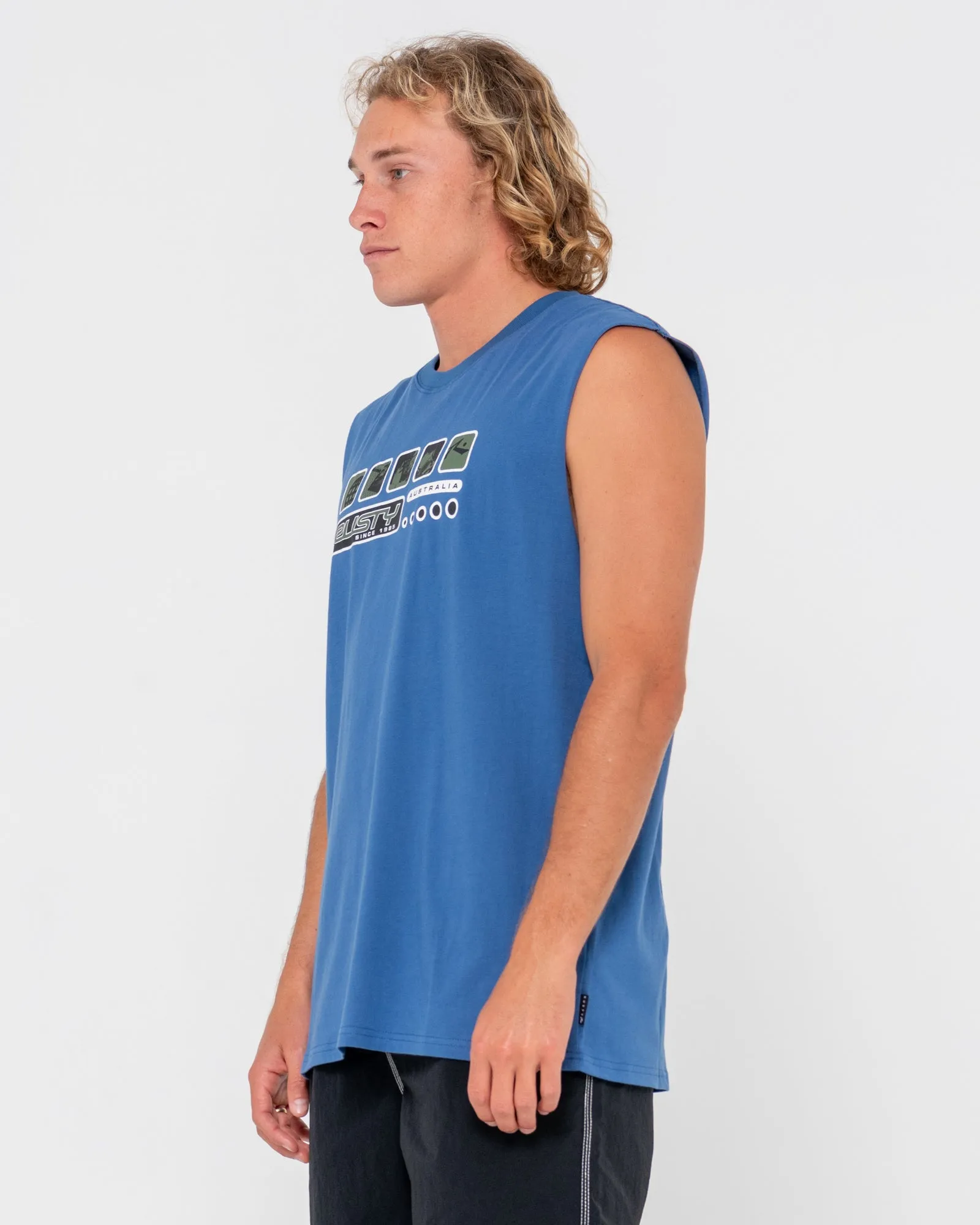 Second Summer Graphic Muscle