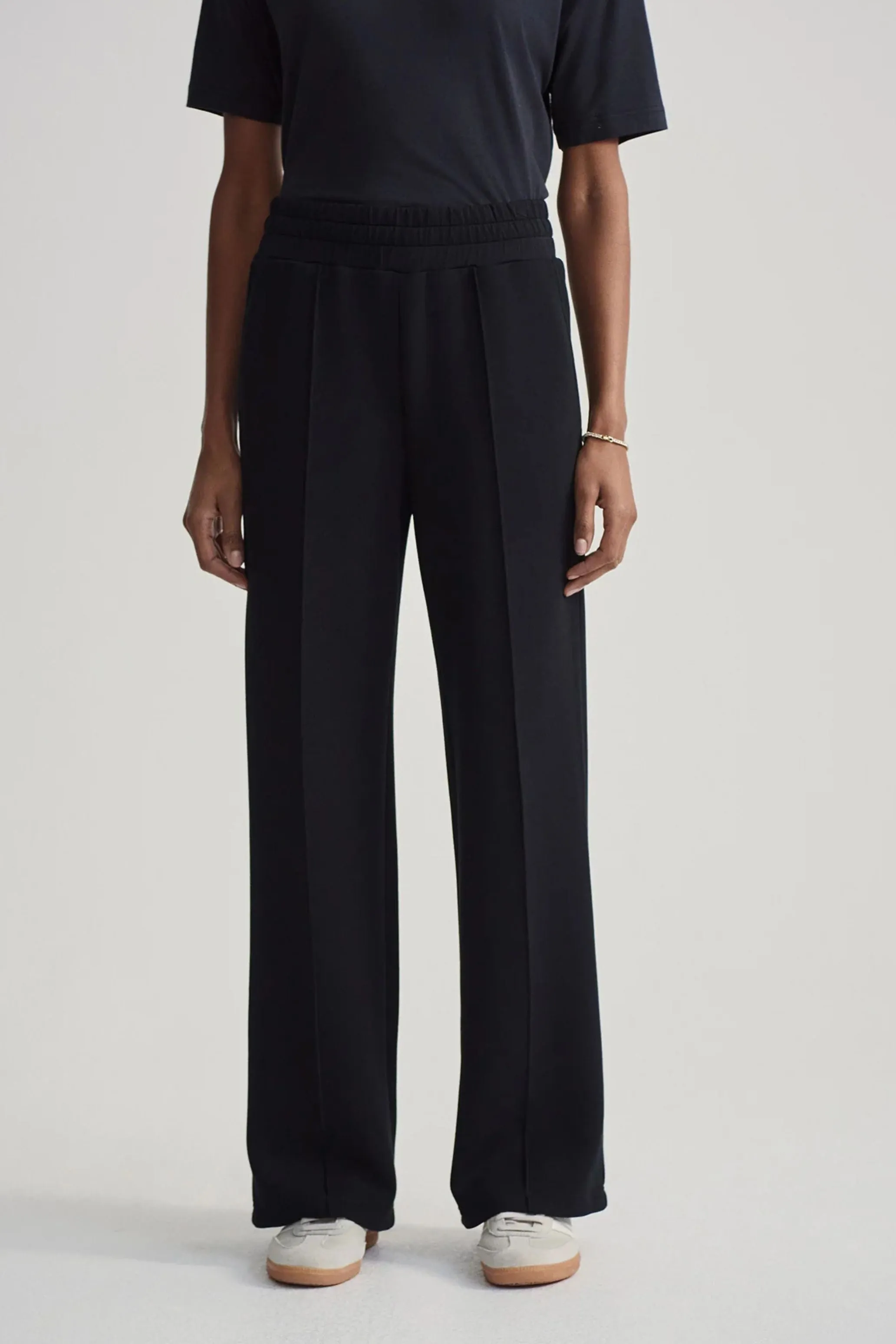 The Wide Leg Pant 28