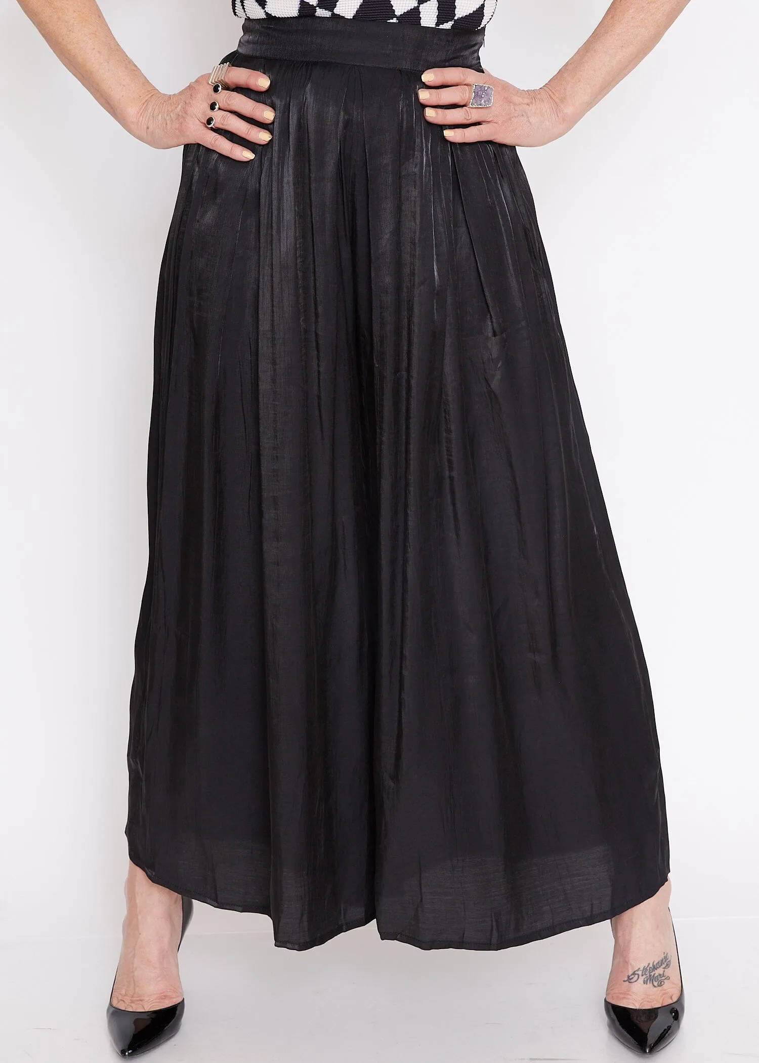 Wide Leg Silky Trouser