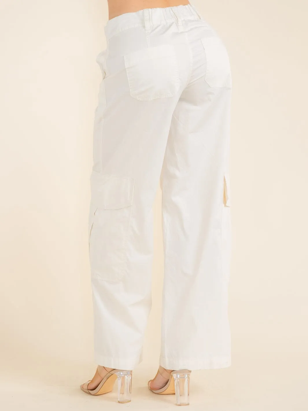 WOMEN'S BUTTON CLOSURE CARGO POCKETS WIDE LEG PANTS