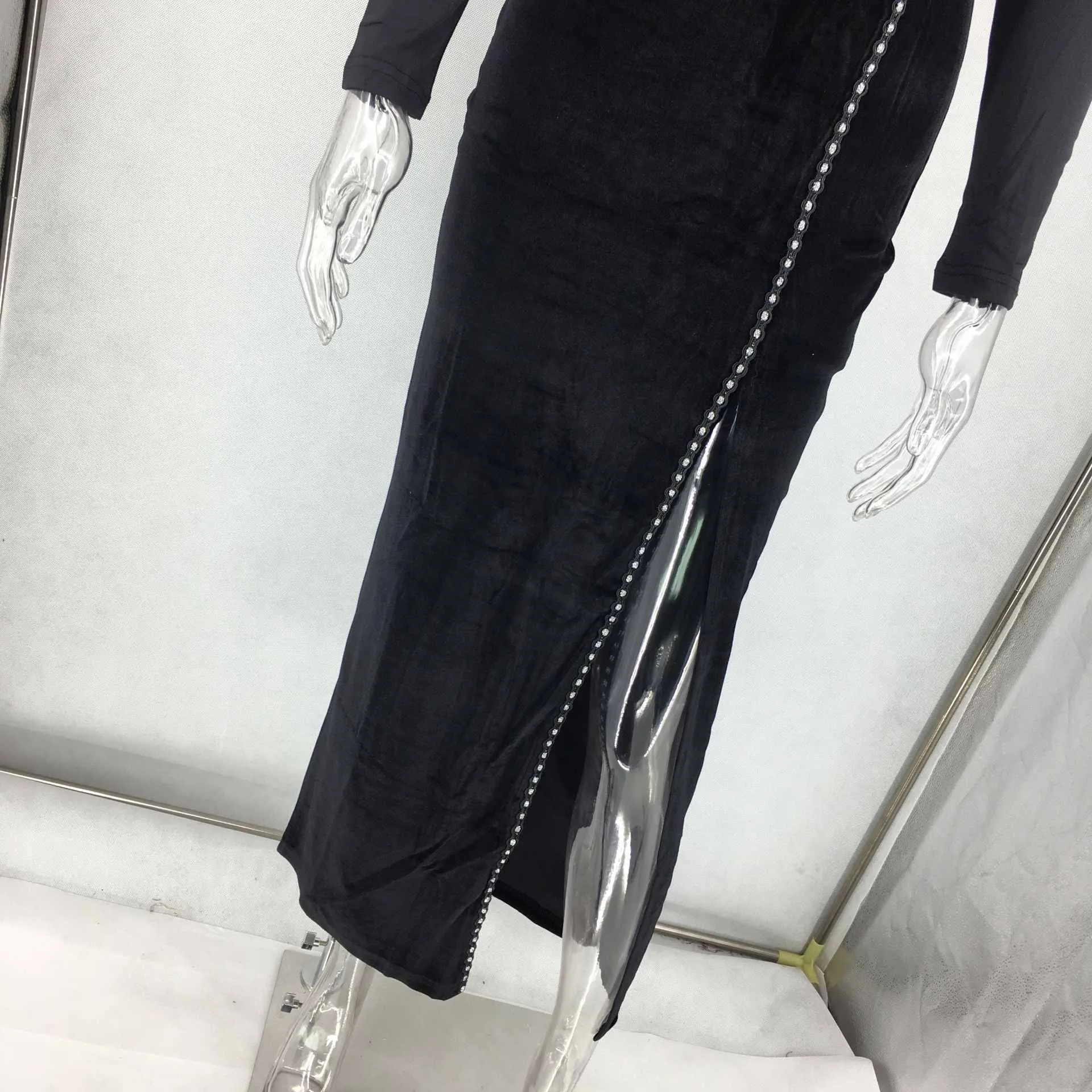 Women's Dress Evening Dress Solid Color Long-sleeved V-neck Split Fork Large Size Women's Clothing