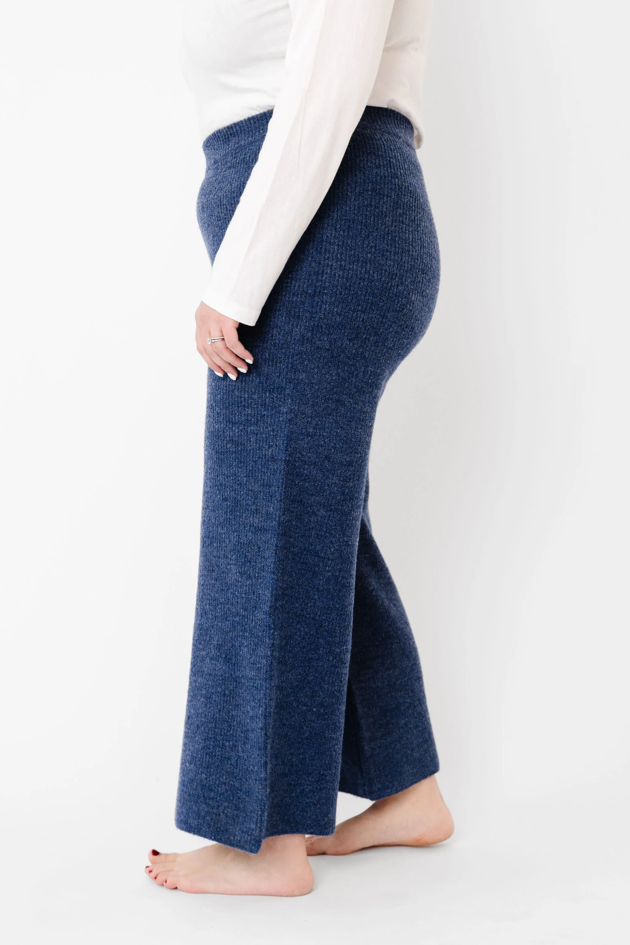 Women's Luxe Wide Leg Sweater Pant - Navy