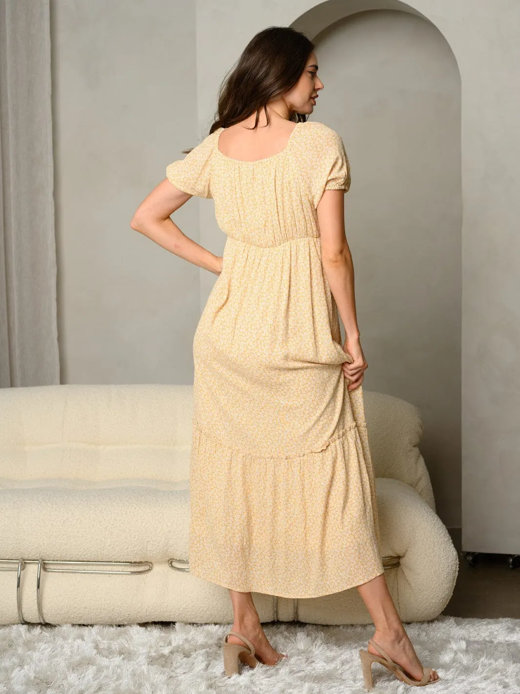 WOMEN'S SHORT SLEEVE DITSY FLORAL PRINT V-NECK WITH RUFFLE DETAIL MAXI DRESS