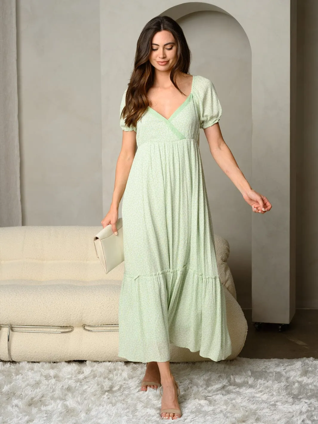 WOMEN'S SHORT SLEEVE DITSY FLORAL PRINT V-NECK WITH RUFFLE DETAIL MAXI DRESS